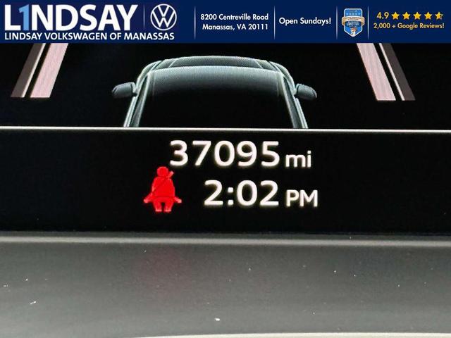 Photo of 2022 Mythos Black Metallic Audi Q5