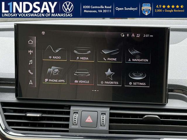 Photo of 2022 Mythos Black Metallic Audi Q5