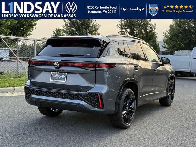 Photo of 2025 Platinum Gray Metallic Volkswagen Tiguan
