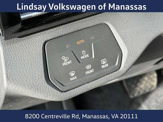Photo of 2025 pure gray Volkswagen ID.4