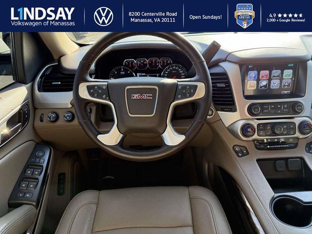 Photo of 2019 Summit White GMC Yukon