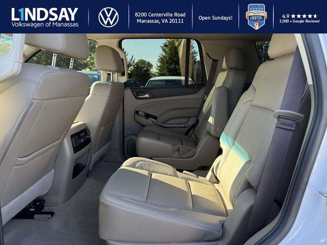 Photo of 2019 Summit White GMC Yukon