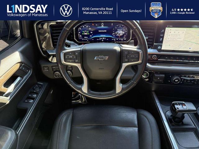 Photo of 2022 Black Chevrolet Silverado 1500
