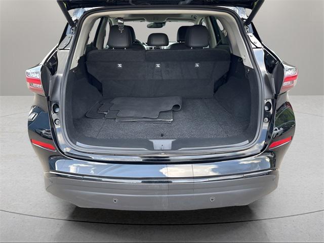 Photo of 2023 Super Black Nissan Murano