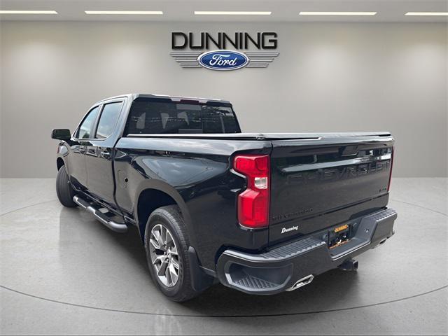 Photo of 2021 Black Chevrolet Silverado 1500