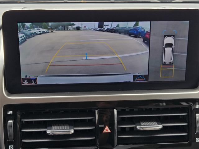 Photo of 2023 Eminent White Pearl Lexus GX 460