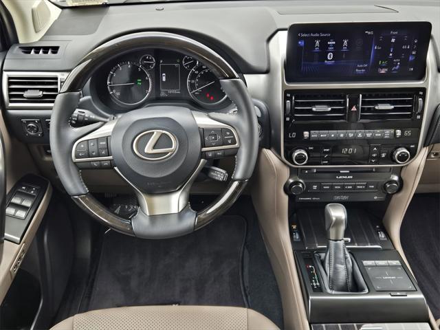 Photo of 2023 Eminent White Pearl Lexus GX 460