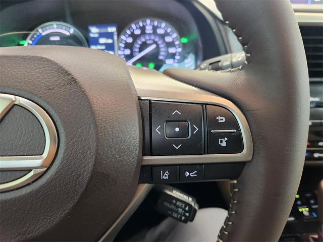 Photo of 2017 Eminent White Pearl Lexus RX 450h
