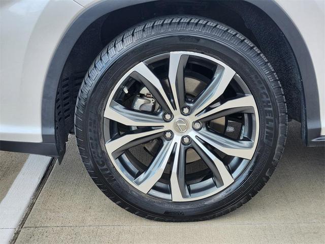 Photo of 2017 Eminent White Pearl Lexus RX 450h