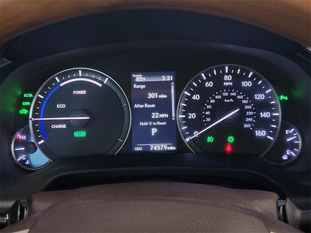 Photo of 2017 Eminent White Pearl Lexus RX 450h