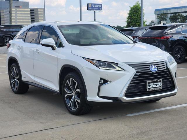 Photo of 2017 Eminent White Pearl Lexus RX 450h