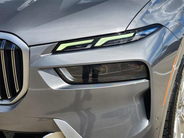 Photo of 2023 Skyscraper Grey Metallic BMW X7