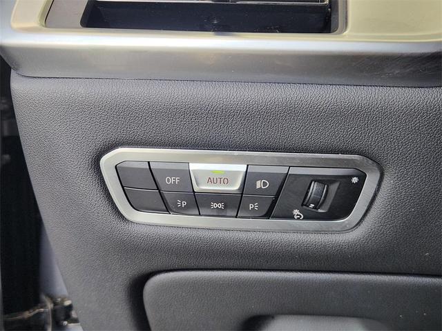 Photo of 2023 Skyscraper Grey Metallic BMW X7