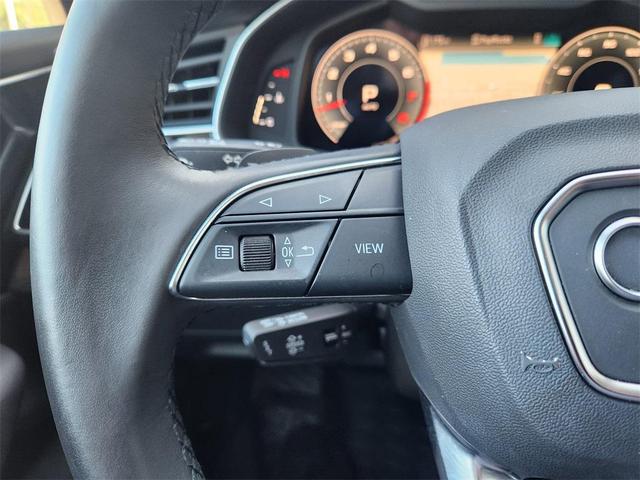 Photo of 2022 White Audi Q7