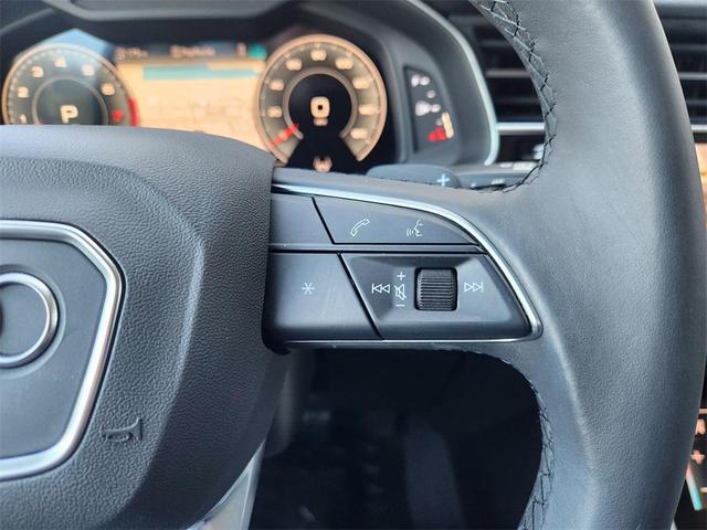 Photo of 2022 White Audi Q7