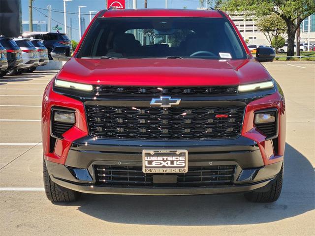 Photo of 2025 Radiant Red Tintcoat Chevrolet Traverse