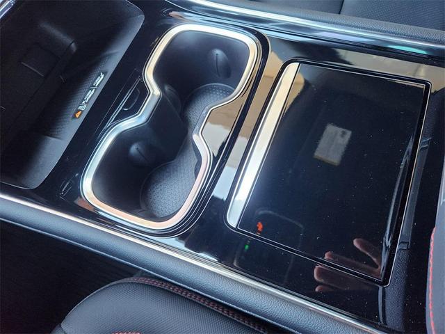 Photo of 2025 Radiant Red Tintcoat Chevrolet Traverse