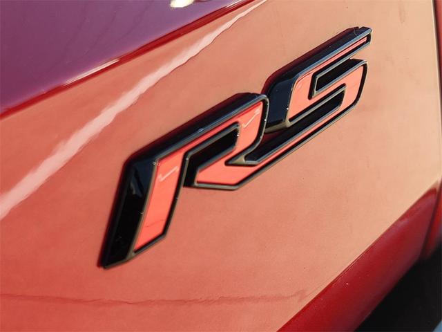 Photo of 2025 Radiant Red Tintcoat Chevrolet Traverse
