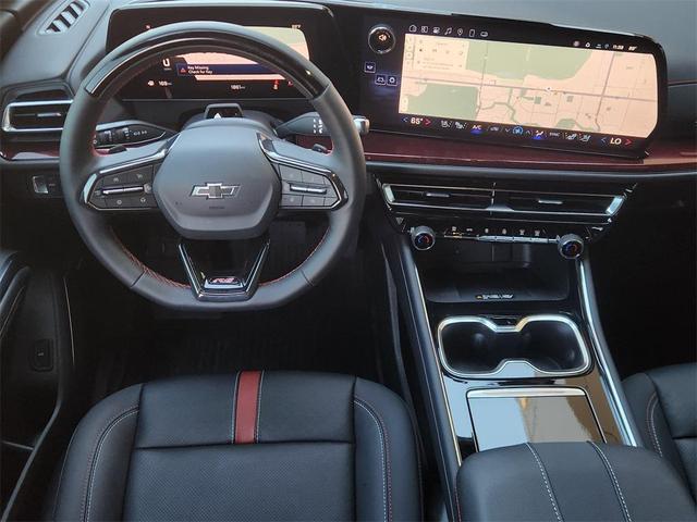 Photo of 2025 Radiant Red Tintcoat Chevrolet Traverse