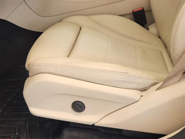 Photo of 2018 Black Mercedes-Benz GLC 300
