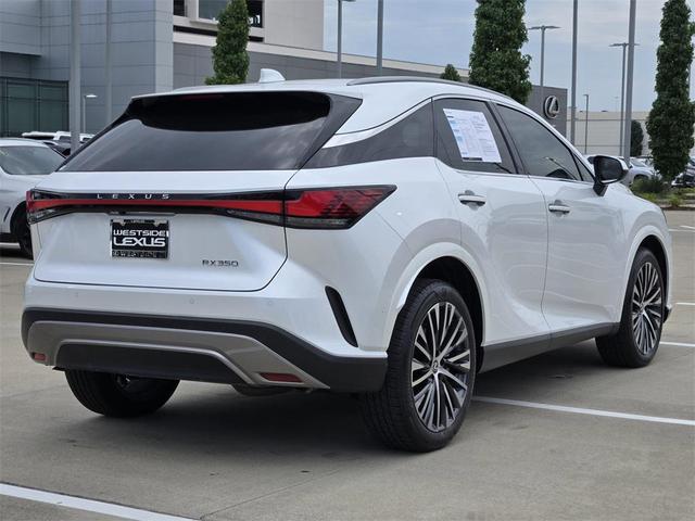 Photo of 2024 White Lexus RX 350