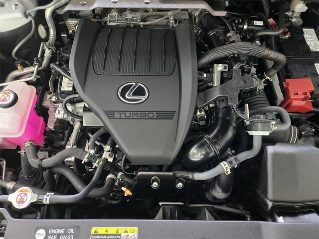 Photo of 2024 White Lexus RX 350