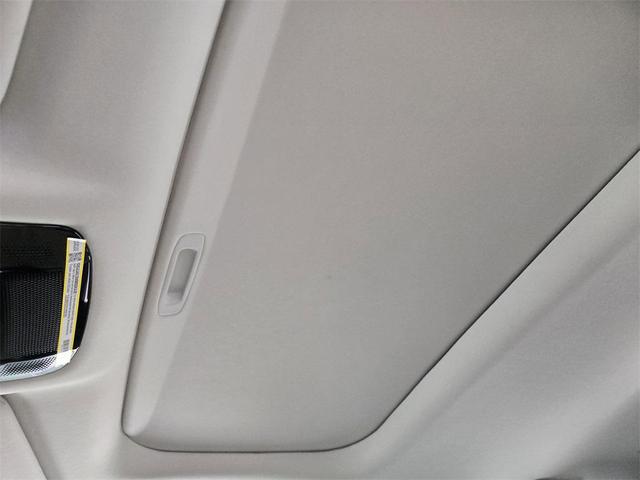 Photo of 2024 White Lexus RX 350