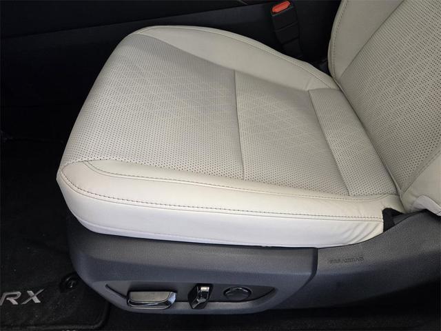 Photo of 2024 White Lexus RX 350