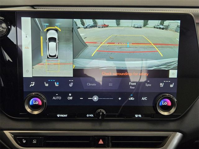 Photo of 2024 White Lexus RX 350