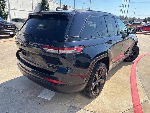 Photo of 2023 Midnight Sky Jeep Grand Cherokee