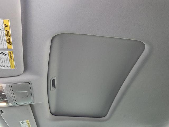 Photo of 2020 Platinum White Pearl Acura MDX