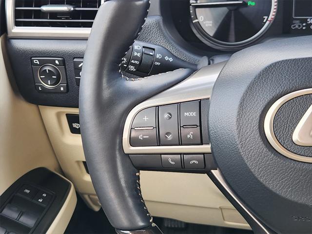 Photo of 2023 Eminent White Pearl Lexus GX 460