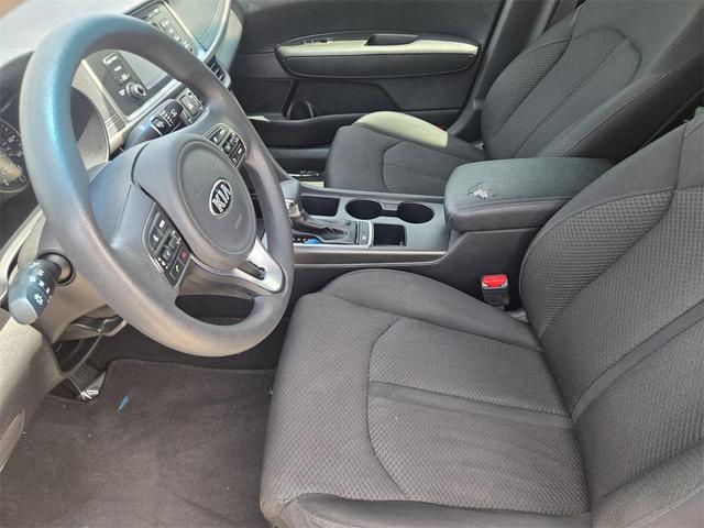 Photo of 2017 Titanium Silver Kia Optima