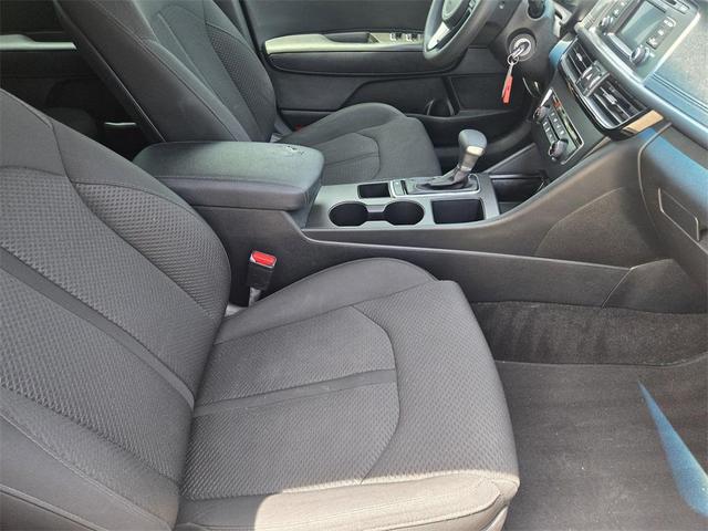 Photo of 2017 Titanium Silver Kia Optima