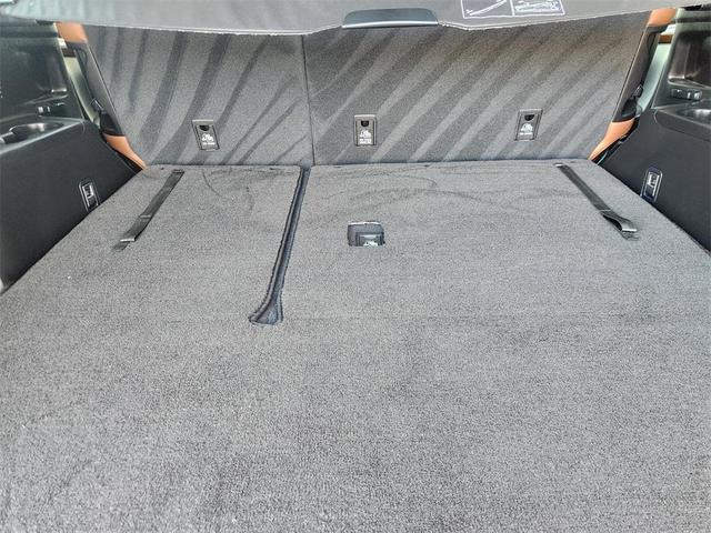 Photo of 2019 Toasted Walnut Pearl Toyota Highlander