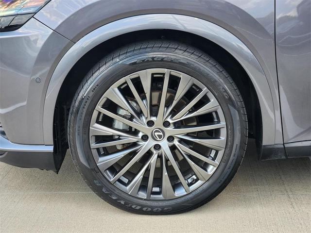 Photo of 2023 Nebula Gray Pearl Lexus RX 350