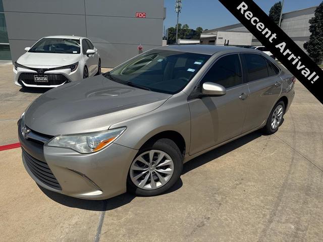 Photo of 2016  Toyota Camry