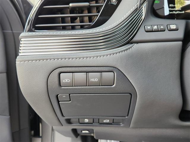 Photo of 2025 Lexus LS 500