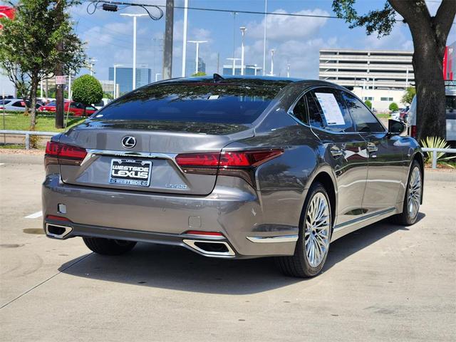 Photo of 2025 Lexus LS 500