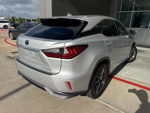 Photo of 2017 Silver Lexus RX 450h