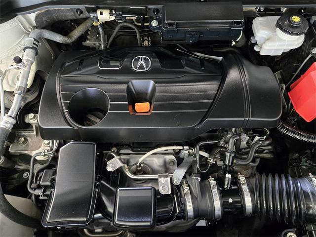Photo of 2019 White Diamond Pearl Acura RDX