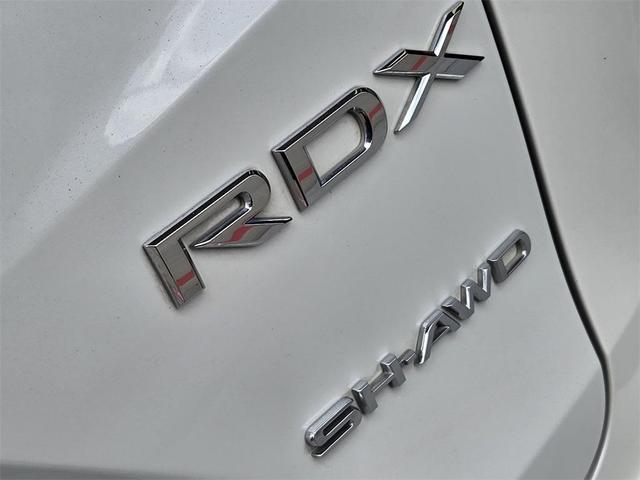Photo of 2019 White Diamond Pearl Acura RDX