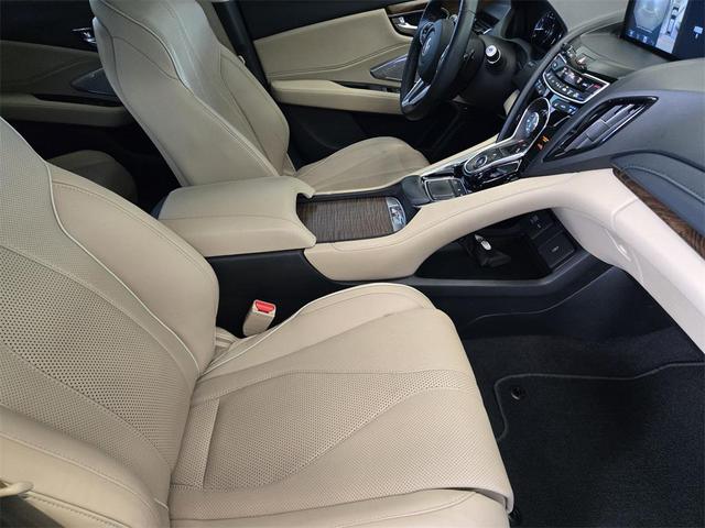Photo of 2019 White Diamond Pearl Acura RDX
