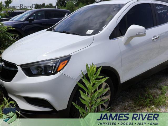 Photo of 2017 Summit White Buick Encore