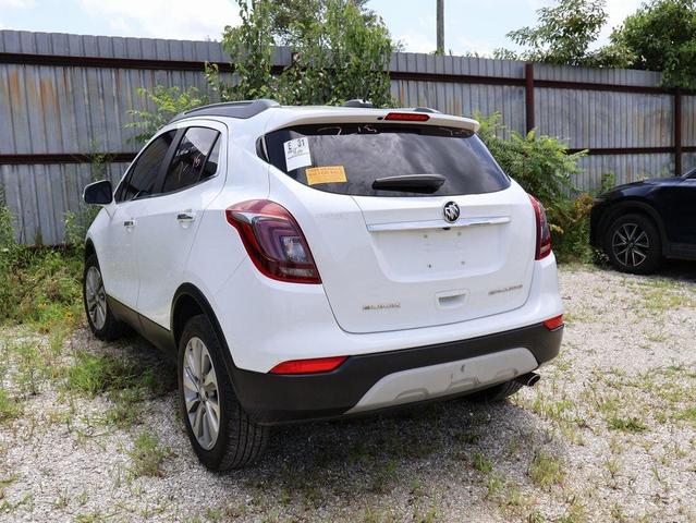 Photo of 2017 Summit White Buick Encore