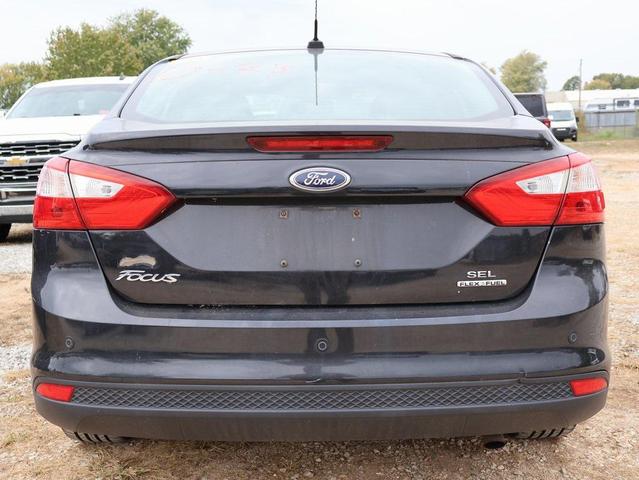 Photo of 2012 Ingot Silver Metallic Ford Focus