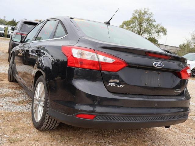 Photo of 2012 Ingot Silver Metallic Ford Focus