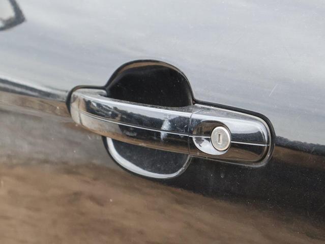 Photo of 2012 Ingot Silver Metallic Ford Focus