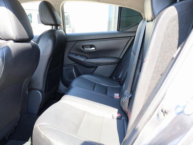 Photo of 2023 Gun Metallic Nissan Sentra