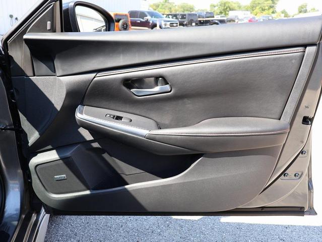 Photo of 2023 Gun Metallic Nissan Sentra